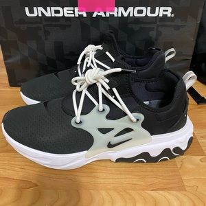Nike Presto React. Size 12.